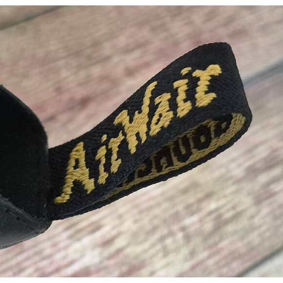 Dr Martens Hurston Black Leather Block Heel Chelsea Ankle Boots Size 9 MINT - Picture 8 of 12